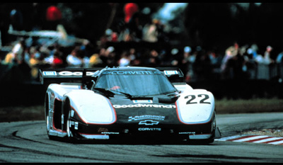 Chevrolet Corvette IMSA GTP 1985-1988 front 2